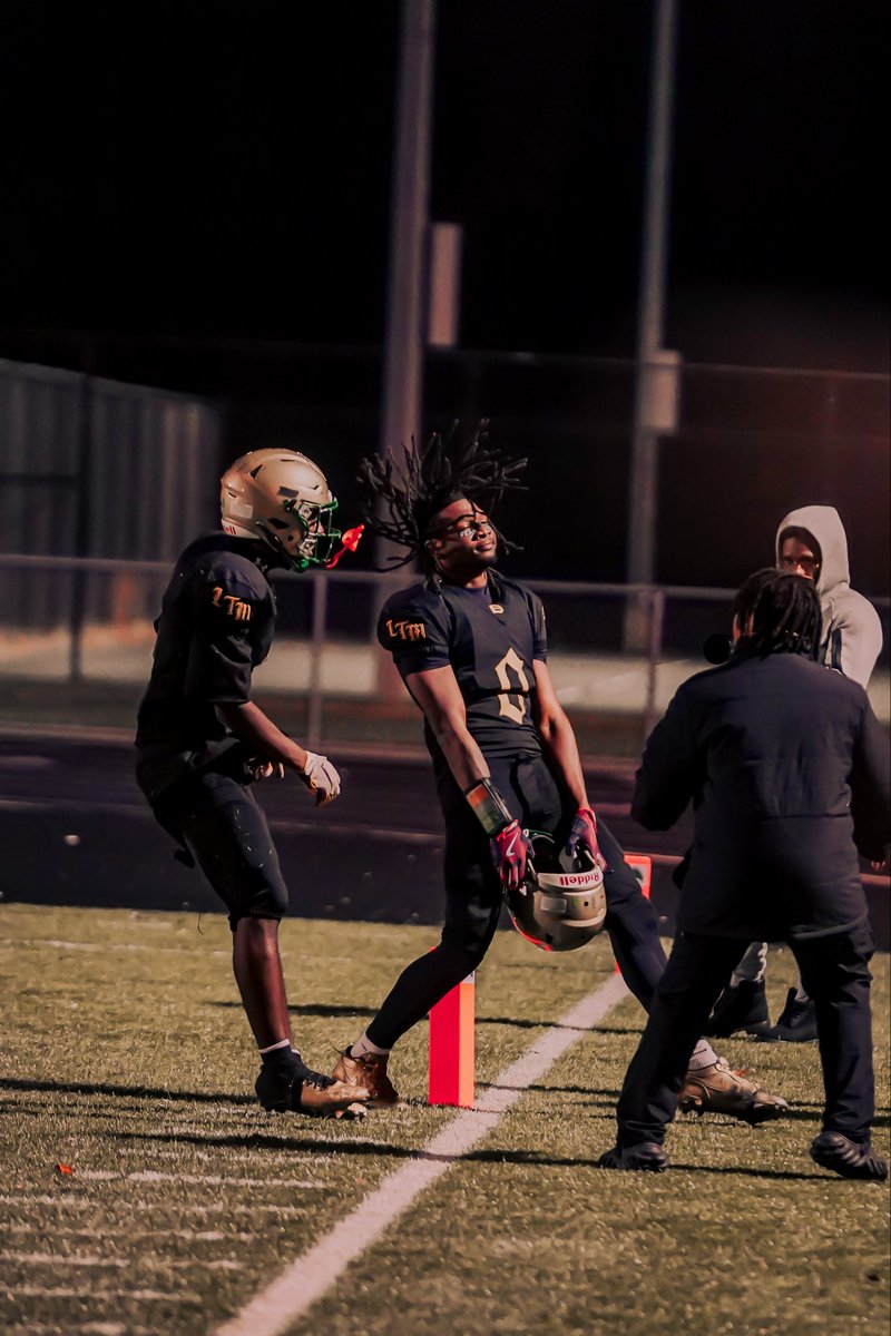 Regular season stats:
8 games played
767 yards
10 touchdowns 
hudl.com/v/2SmUac
<a href="/HuguenotFB/">Huguenot Football</a> <a href="/coachscott33/">Coach Charles Scott</a>