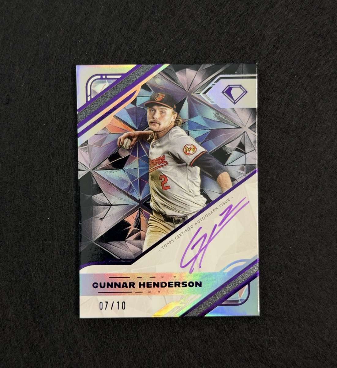 paullydoughnuts's tweet image. GUNNAAAARRR

$100 /10 Purple
$170 /15 GQ

#gettostackin