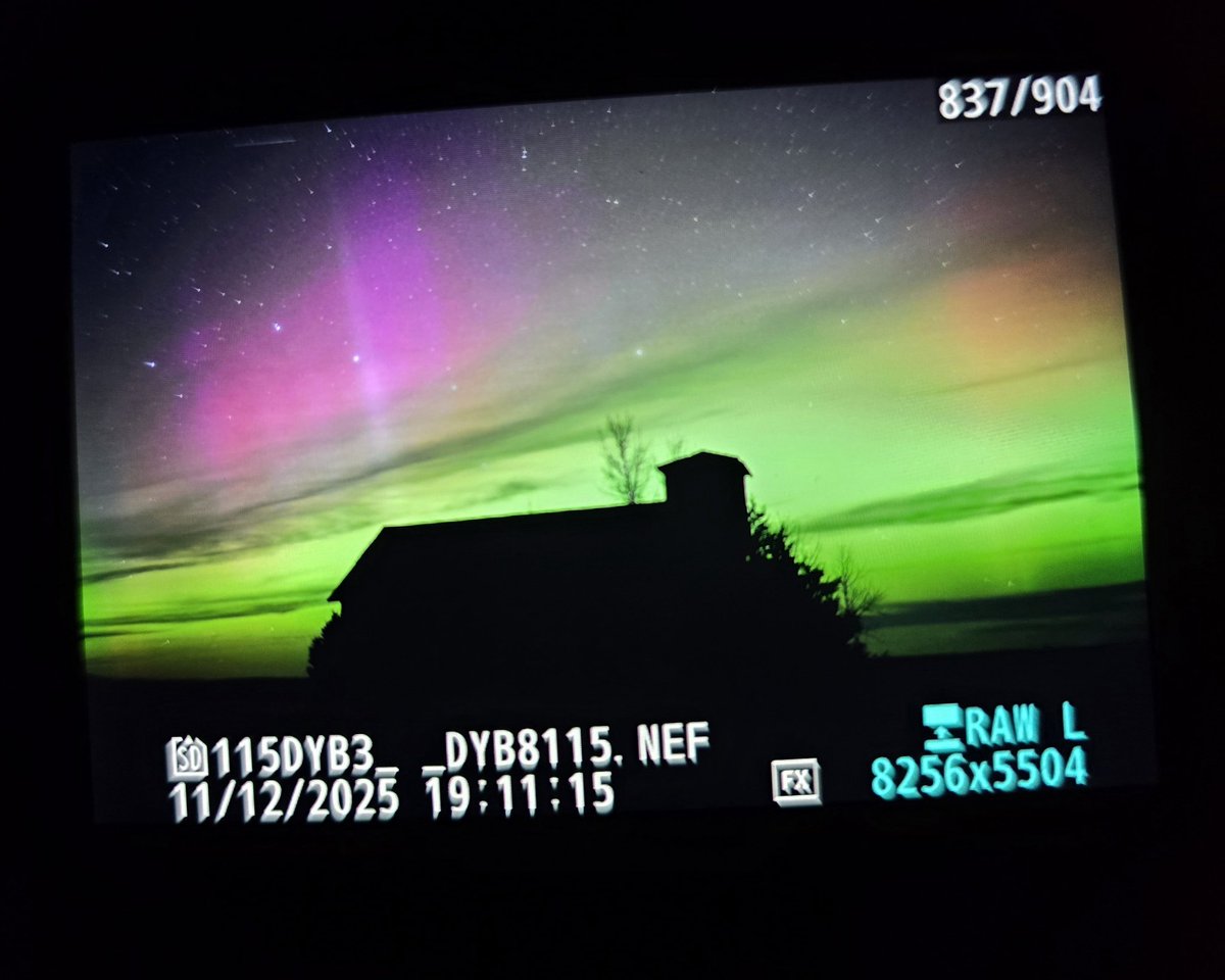 Night number 2 of scoring! Not as far south with the aurora tonight just yet! 

#sdwx