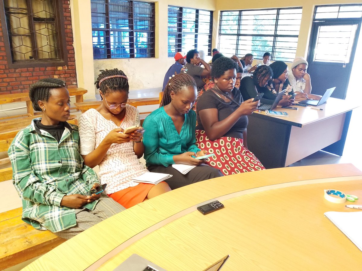 IEllen2025's tweet image. Facilitating young woman to acquire digital skills for their business #Dotrwanda in Karongi district, Bwishyura sector #karongidistrict #Mastercardfoundation #Dotyouth