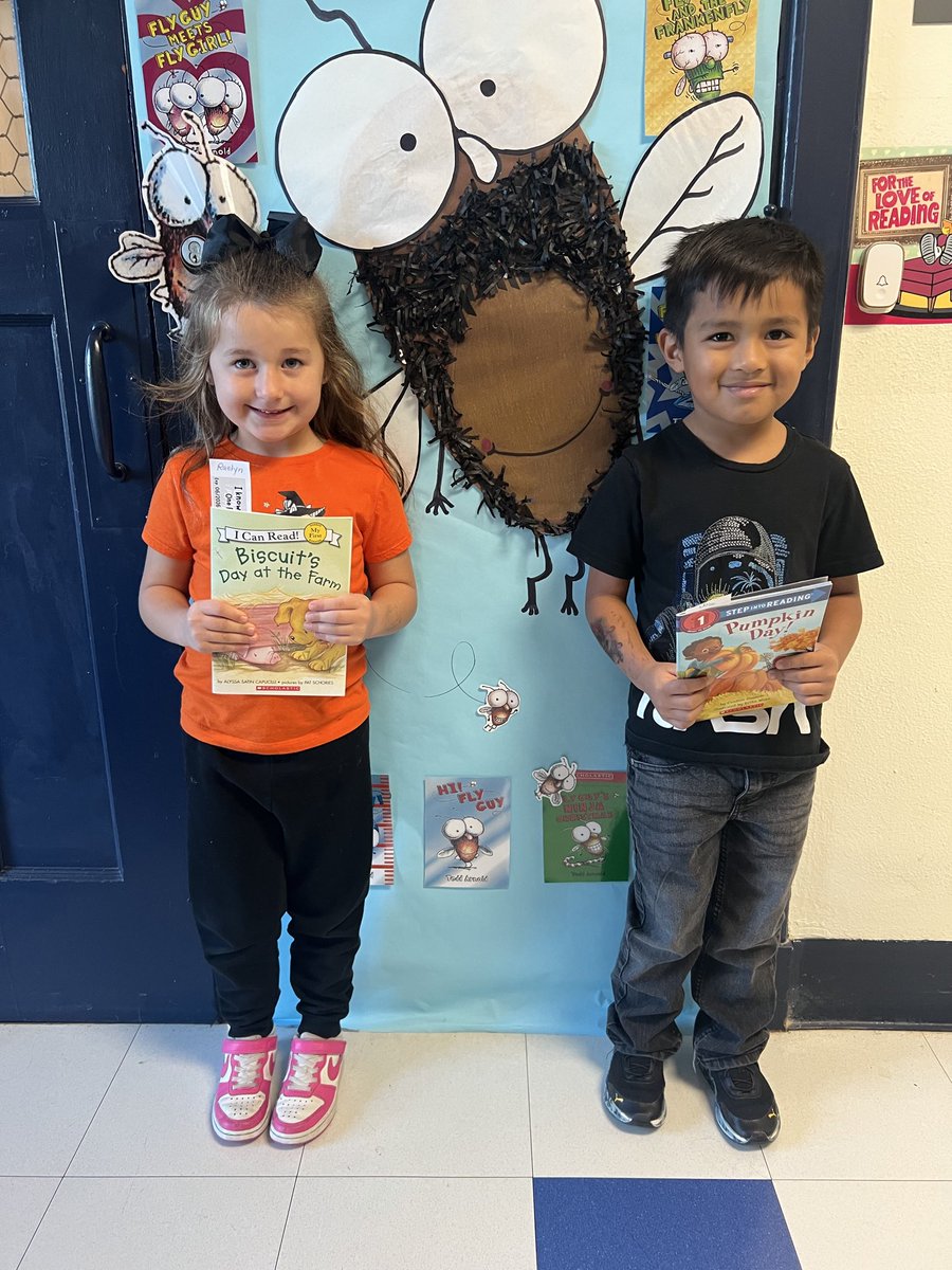 Just a few of our Beanstack random drawing winners for October! Thanks for the support Pop Around The Corner - Denison for the motivational treat! 
Keep up the excellent reading!