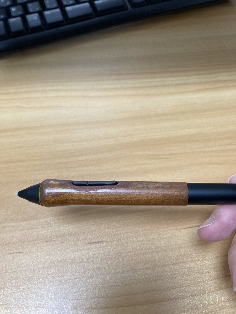 新しいペン届きました！描くどーーー！