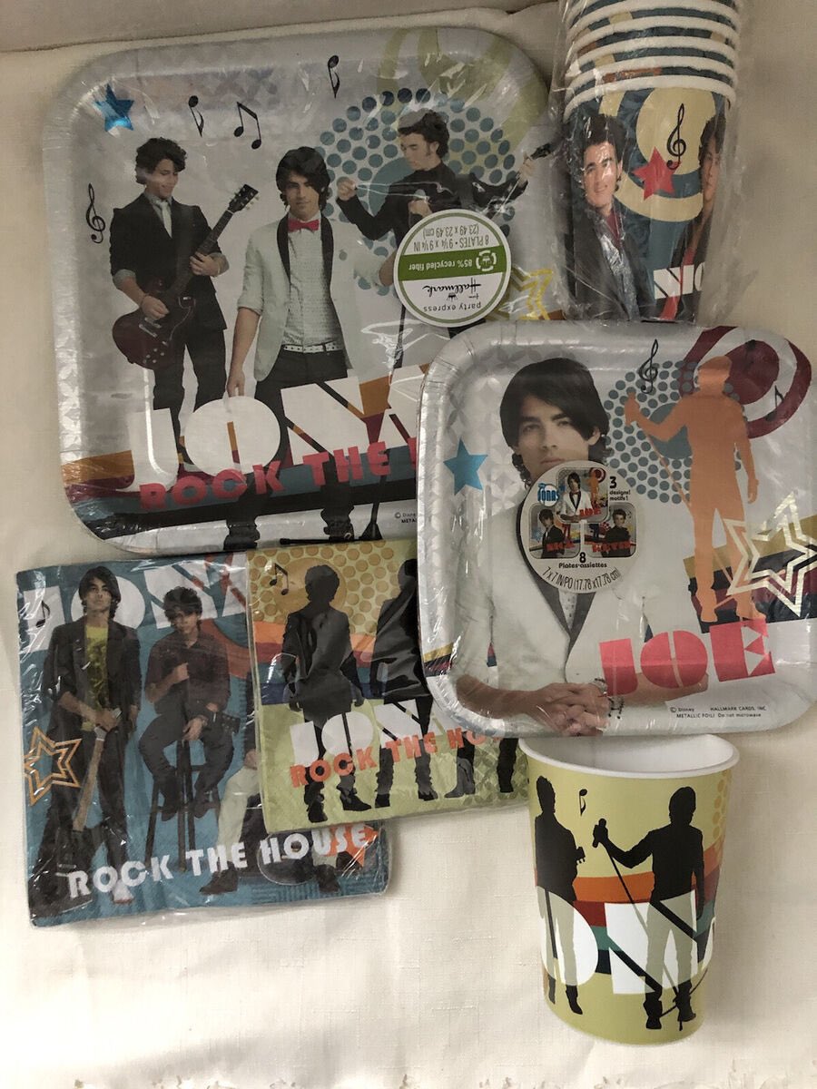 flllywithme's tweet image. Just set the table for Thanksgiving 🥰