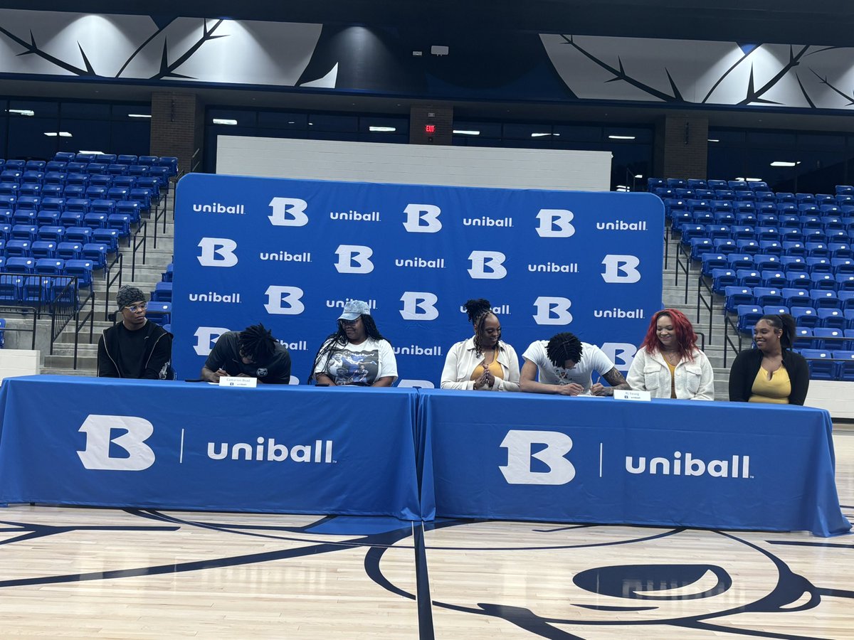 Bryant Hornets Hoops tweet media