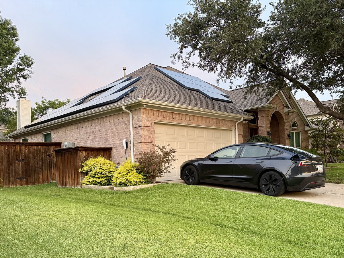 TechOperator's tweet image. “HoW wILL YoU ChARgE yOUr EV when the PoWeR goES OuT?”