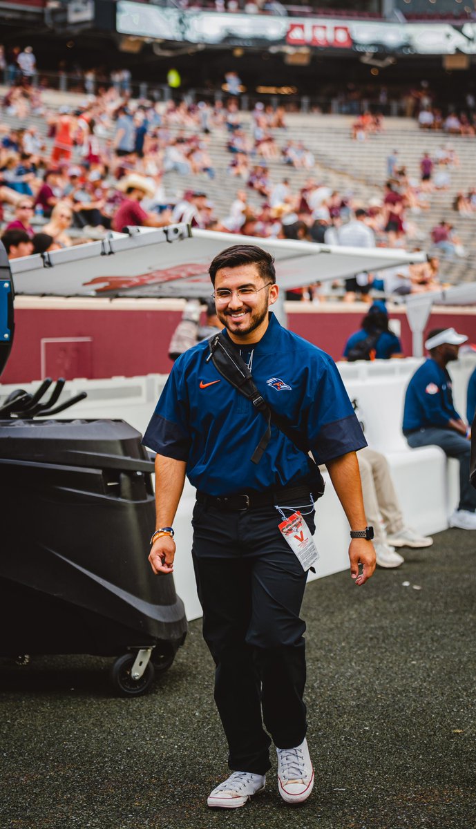 Victor Rocha has been a student assistant for the Sports Nutrition program at UTSA Athletics from the start. 

He has come into his own at <a href="/UTSA/">UT San Antonio</a> and has defined a career path for himself about which he is incredibly passionate.

📝 utsa.pro/43qWSno

#BirdsUp 🤙 #LetsGo210