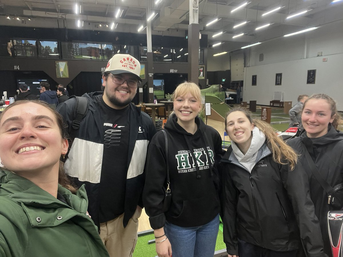 SPORT_Lab25's tweet image. The SPORT Lab first social of the 2025-2026 school year.   It was a great evening at the golf simulator!  Missing from photo (Dave and Meghan)