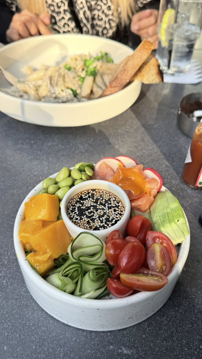 محبوبم پوکه سلمن 💃🏻