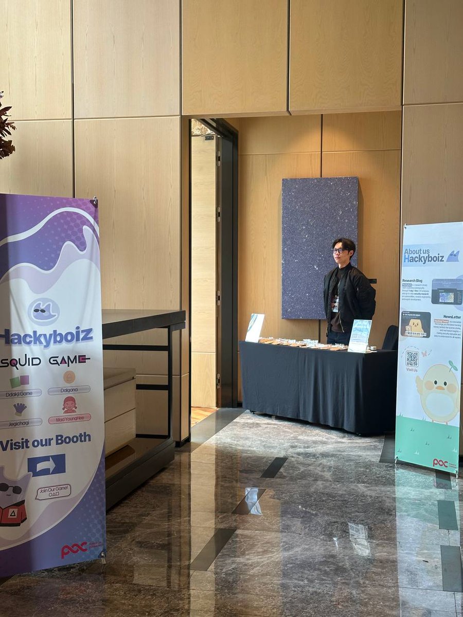 hackyboiz's tweet image. Are you enjoying POC Conference?🎉
We’re running the Squid Game booth located next to the elevator in the VIP room — come check it out!
You can try out some traditional Korean games like jegichagi (like hacky sack) and DDakji-chigi (paper tile flipping), as well as an LLM prompt…