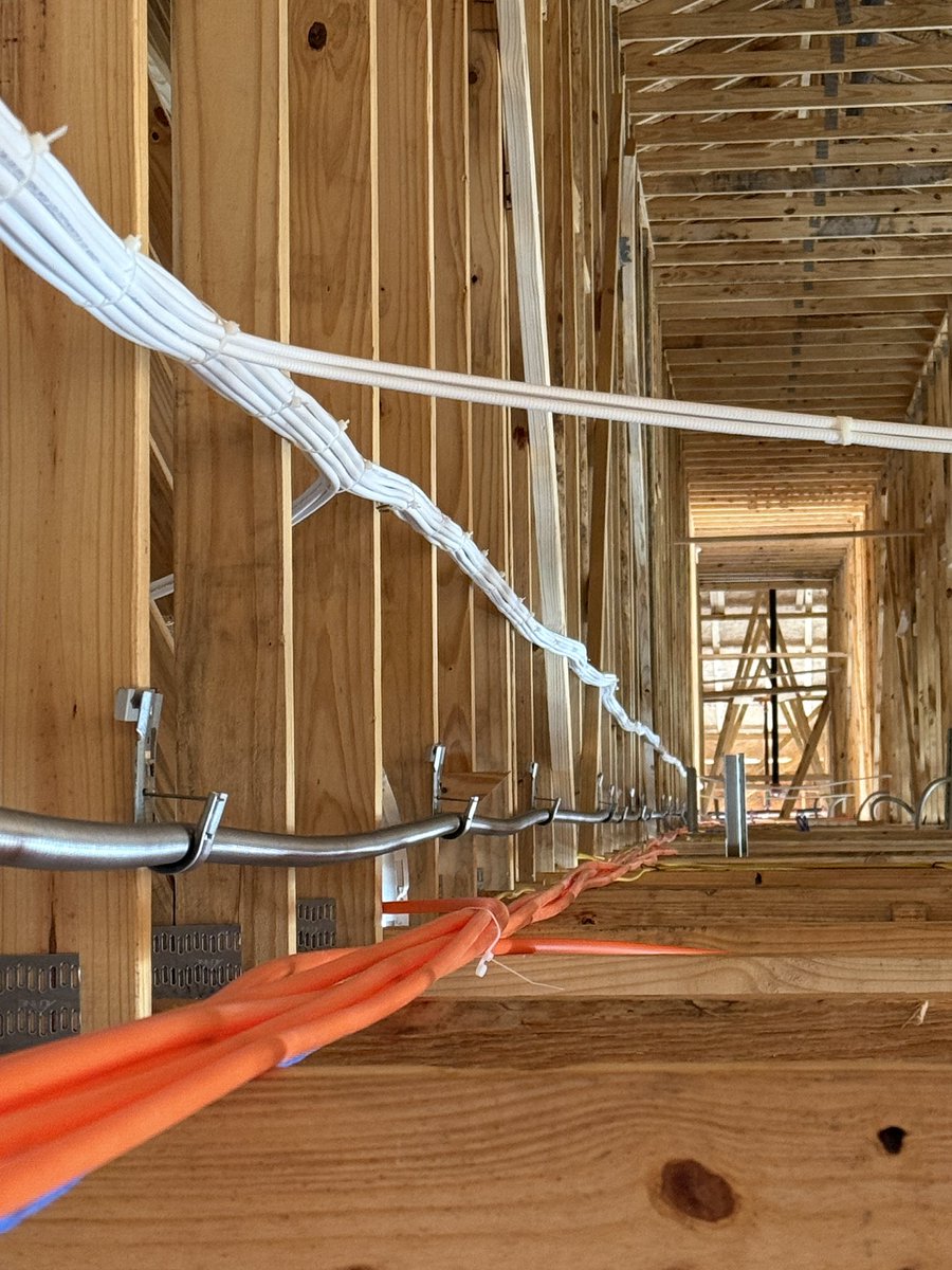 PoppaPhill tweet media