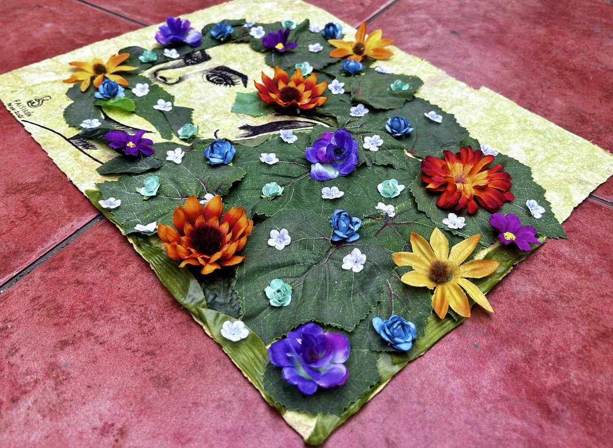FaisirenArtist's tweet photo. 🧝‍♀️🧚‍♀️🌸🌻🌹🌼 https://t.co/5qtuetT5NJ

#arte #dibujo #ilustracion #pintura #elfo #hada #flores #naturaleza #criaturamagica #artistamexicana #artista #art #drawing #illustration #painting #elf #fairy #flowers #nature #magicalcreature #mexicanartist #artist #faisiren https://t.co/XnuK4zp4R0