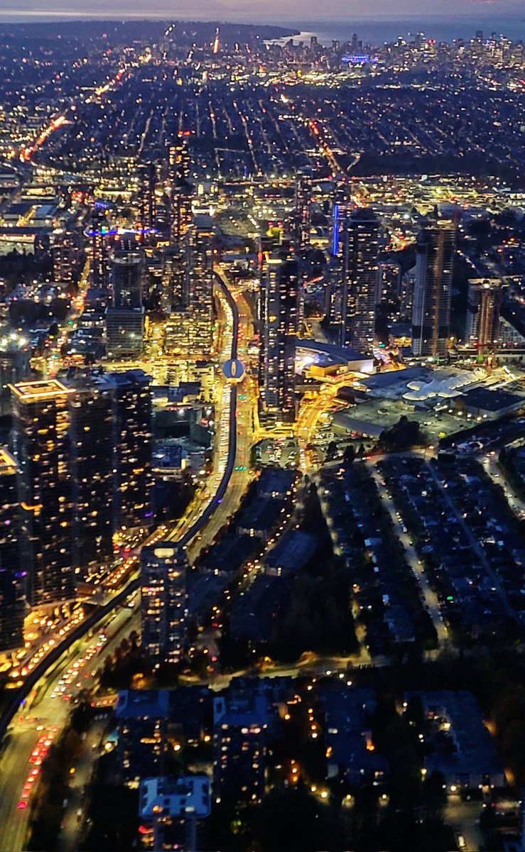 TrishJewison's tweet image. Hump Day photo dump around #Vancouver 📷