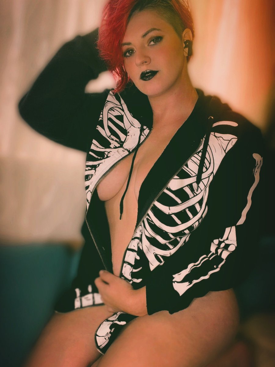 AmberCat812's tweet photo. I don’t just want to be a spark.
I want to be a blaze—the heat that drives, and the passion that never fades https://t.co/YZhzGr7Gpg