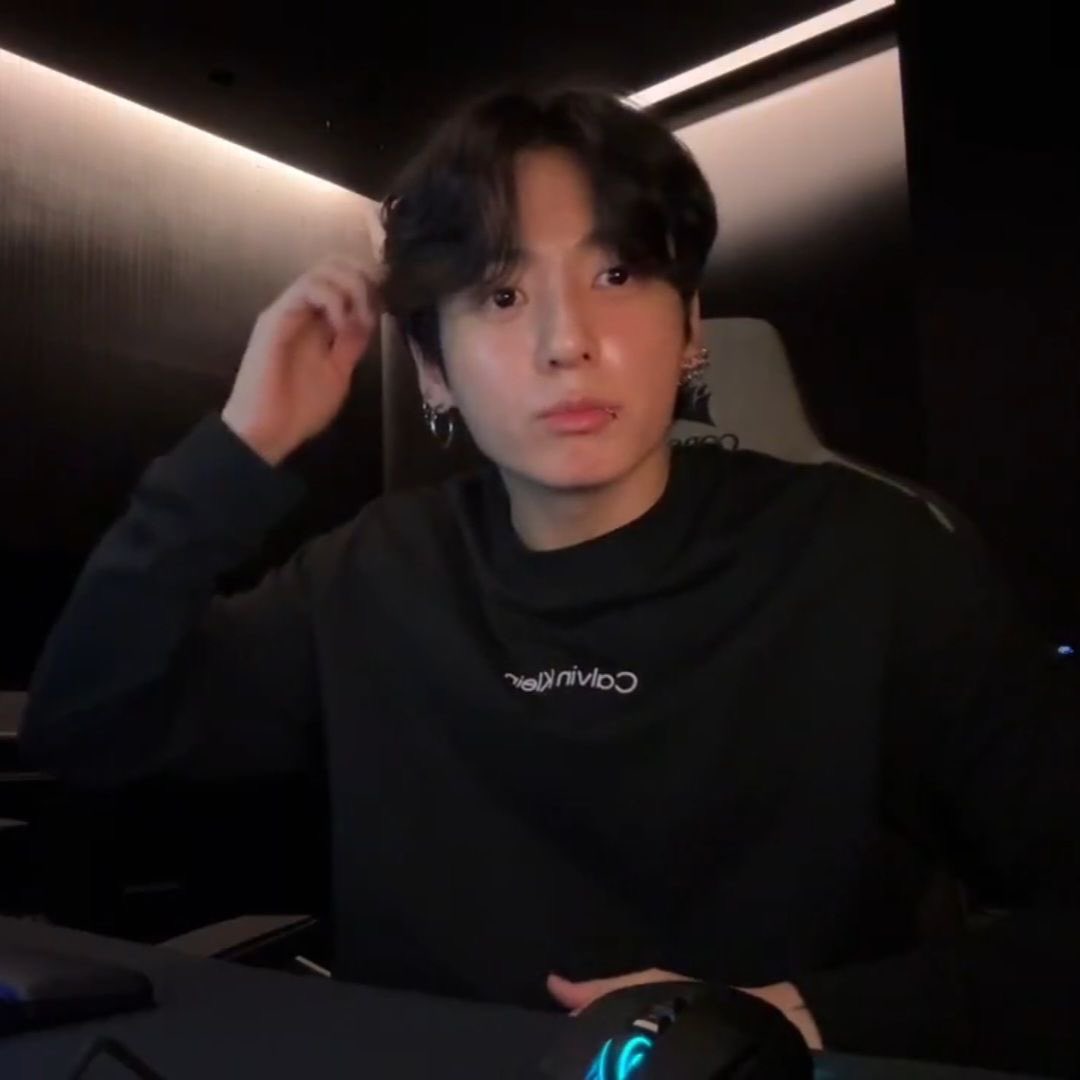 𝐣𝐞𝐨𝐧.𝜗𝜚 (@jungkookpicx) on Twitter photo 