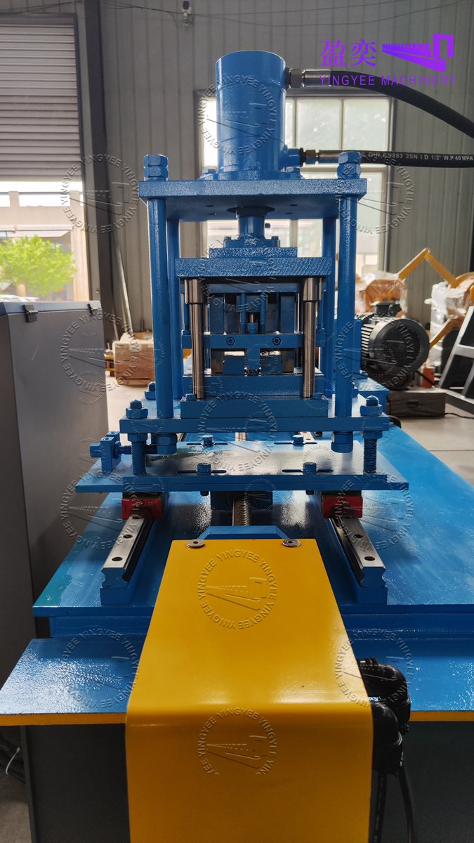 BellaForming's tweet image. 💯SUSPENDED CEILING ROLL FORMING MACHINE
#Drywall
#SuspendedCeiling
#MainChannel
#RollForming
#RollFormingMachine
#SteelProduct
#Architecture
#SteelSolutions
#MachinerySolutions
#SteelStructure
#Industry
#steelsolutions 
#machinerysolutions
#steelstructure
#steelframe