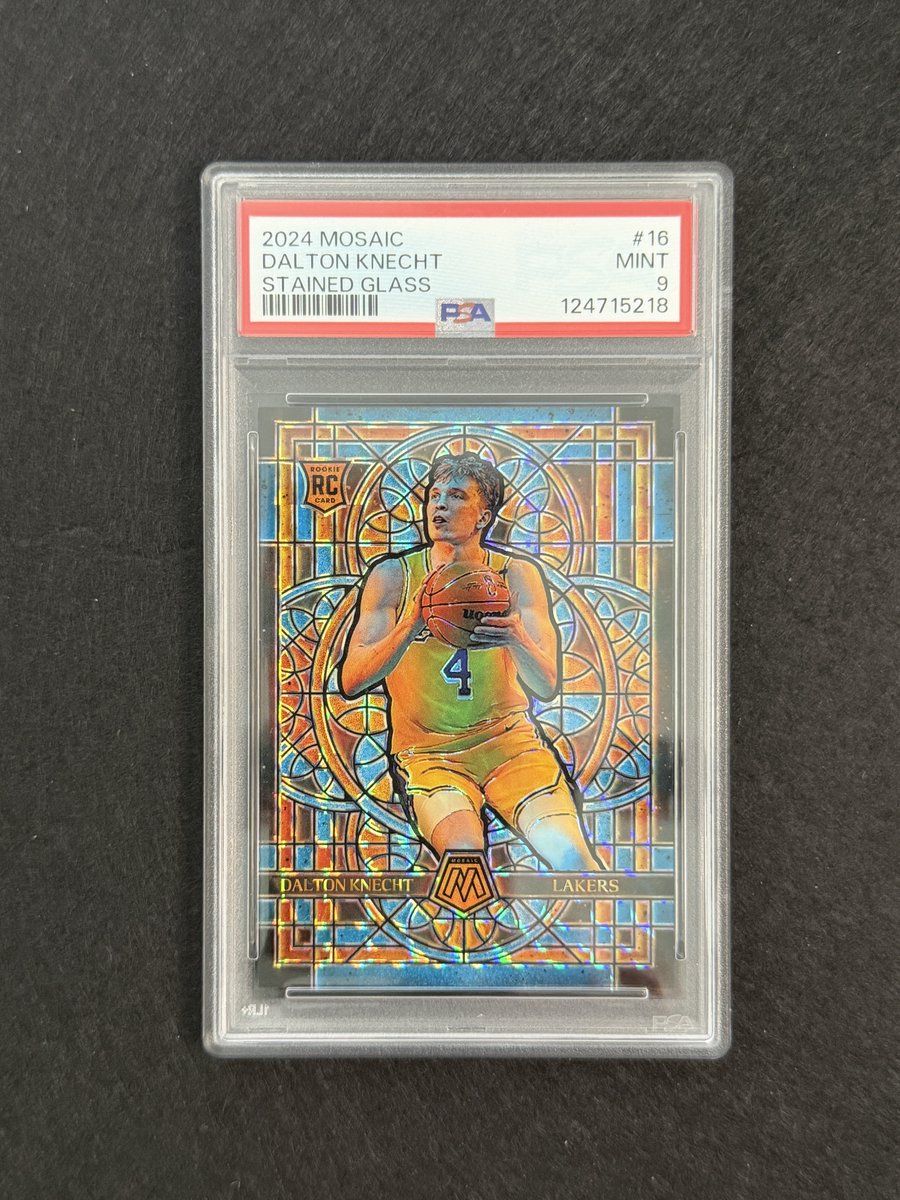 paullydoughnuts's tweet image. Some Clean Glass

$250 RZA
$150 Connect
$80 Clingon 

#gettostackin 🧼