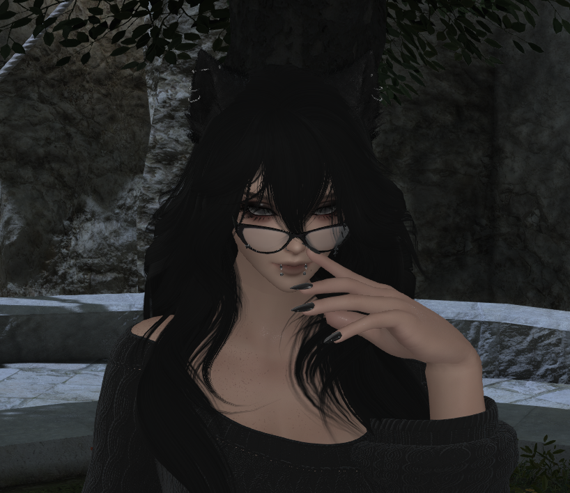 liv1ngd3ath's tweet photo. stray cat lives under limsa tree https://t.co/CBWwZ6EThN