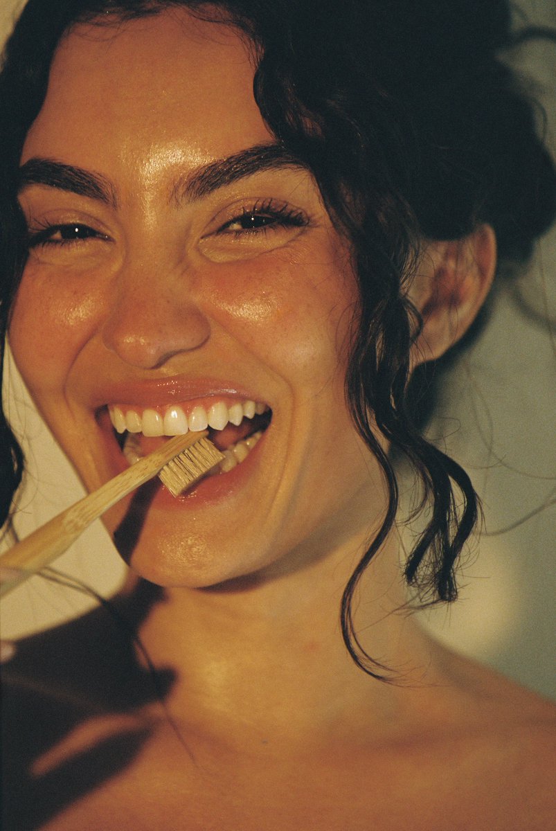 If you're not brushing with natural toothbrushes you're missing out