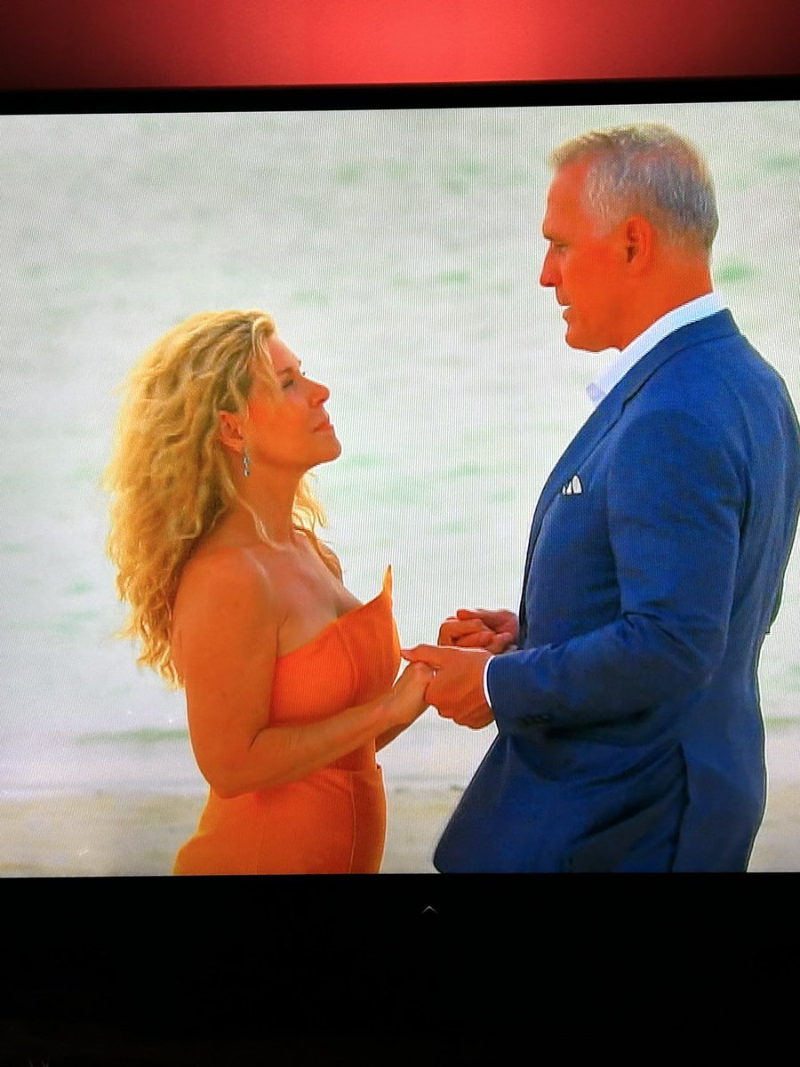 KSwerlin's tweet photo. In the same sequence… “I trusted you” (past tense) and then after the ring… “so what do you think?”  #TheGoldenBachelor https://t.co/S3kVhqqA7M