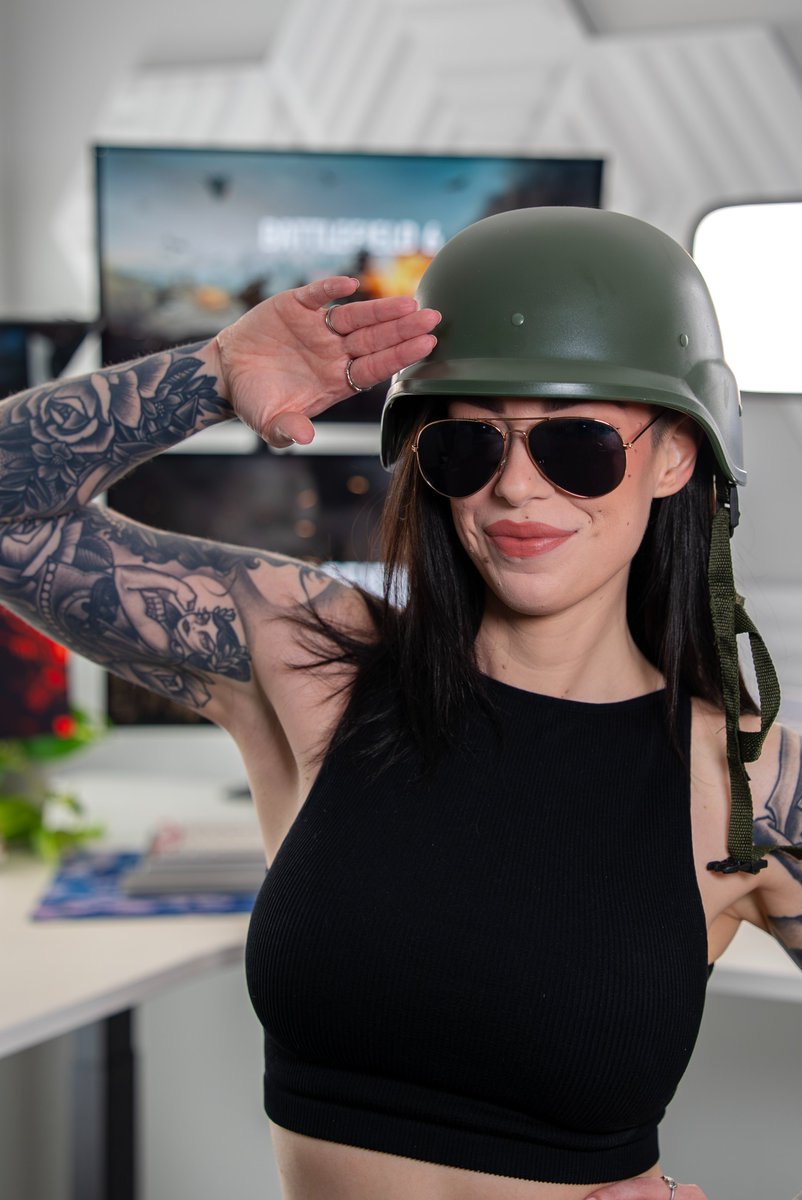 I'm doing my part... It's time for Medic Grace to enter the Battlefield! 🫡 Thanks <a href="/EA/">Electronic Arts</a> for sponsoring! #ad

Join me LIVE on Twitch (link in bio) for knocking out Challenges and some REDSEC later 🔥
