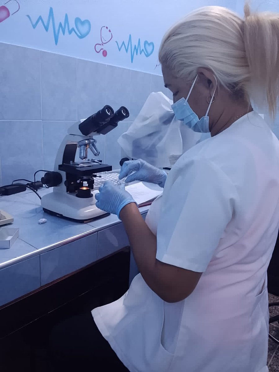 La Licenciada en Laboratorio Clínico Gleysis Mecias del Centro Diagnóstico Integral (CDI) Ricardo Isidro Bernal perteneciente al municipio Monagas, se destaca por su compromiso y calidad en la atención a los pacientes que acuden a su servicio.
#CubaPorLaVida 
#CubaCoopera