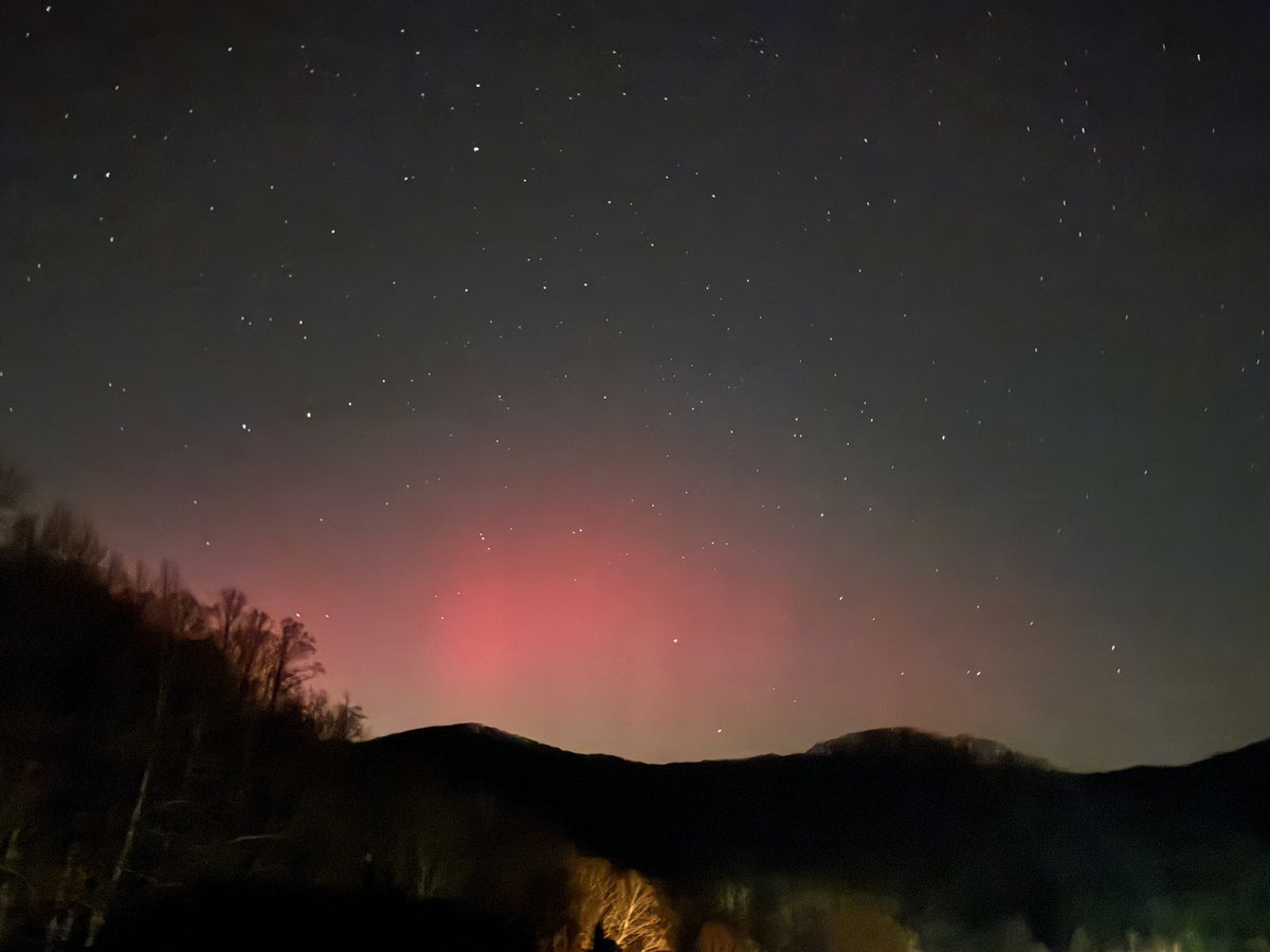 It's getting better here in Roan Mountain TN as the night wears on!!