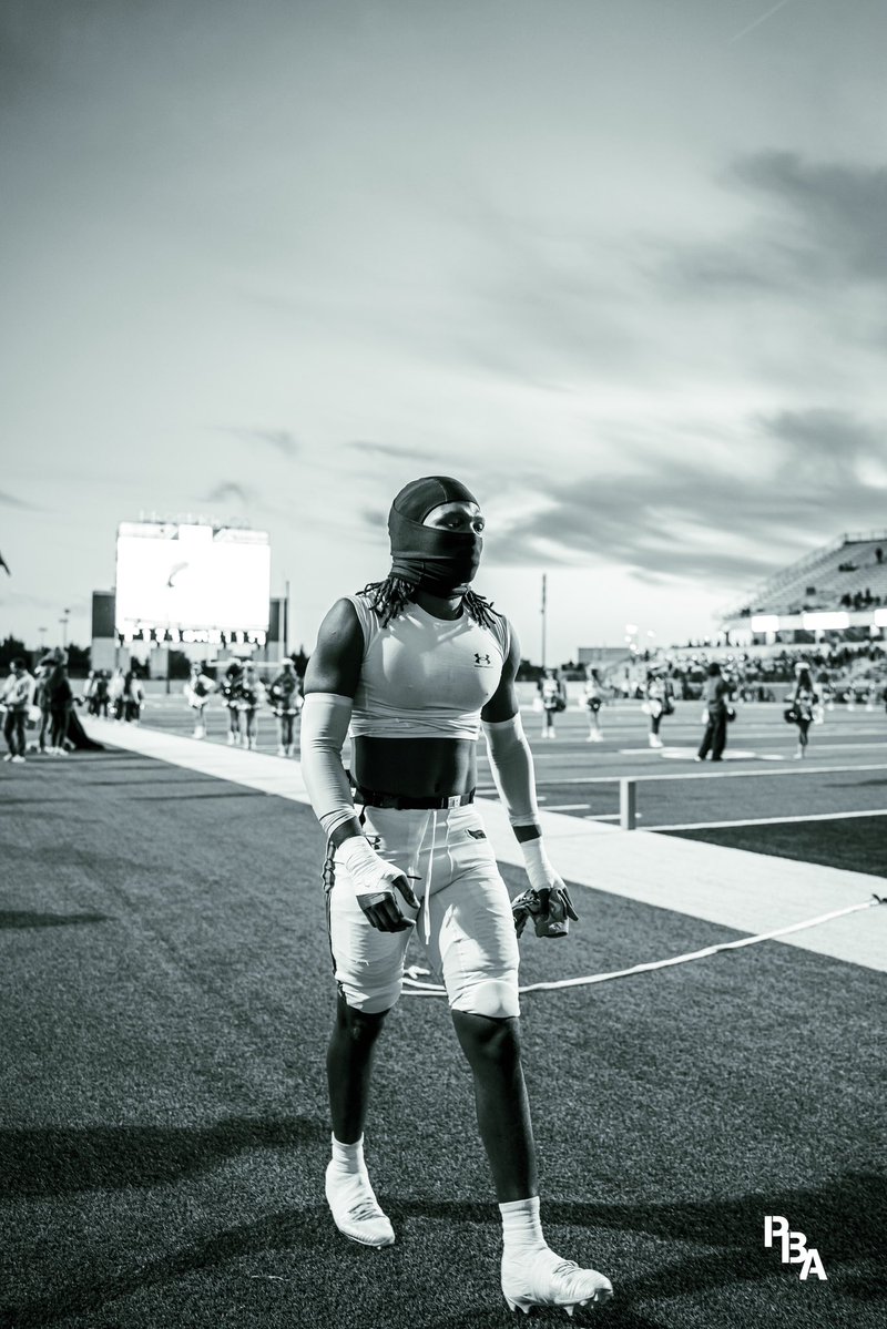 REGULAR SZN HIGHLIGHTS!!
Targets -36  
Catches allowed -9 
PBU’s-11 
Int-1 
Force fumbles-2 
Tfl-2 
Tackles-34  
(Most yards Given up in 1 game 40 yards and most catches allowed in 1 game 3) 
<a href="/CoachTScoggin/">Christian Tyler Scoggin</a>  <a href="/CoachD_White/">David White</a>  <a href="/CoachSpann15/">Matt Spann</a> 
Film⬇️ 🔥
hudl.com/v/2TBpDA