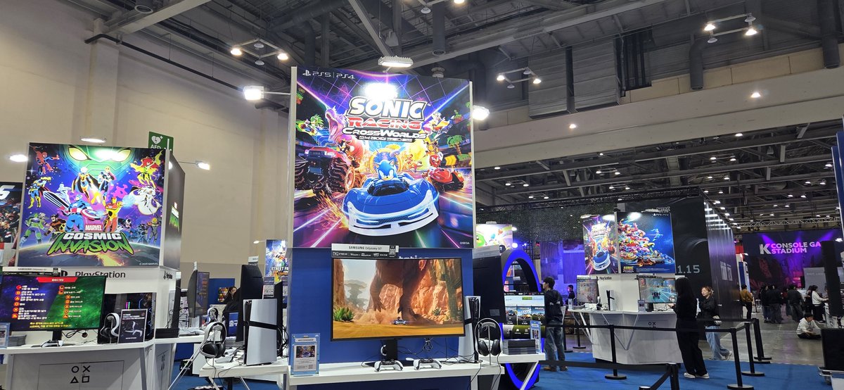 sega_korea's tweet photo. G-STAR 2025 드디어 스타트✨
⠀
PlayShop(E08) 부스에 오셔서
『소닉 레이싱 크로스월드』 시연 후 캔 뱃지 받아가세요😍
⠀
여러분의 방문을 기다리고 있겠습니다🙇‍♀️🙇‍♂️
⠀
📆일정 : 11월 13일 (목) ~ 11월 16일 (일)
📍위치 : 부산 벡스코 G-STAR 2025 내 PlayShop(E08)
⠀
#소닉 #소닉크월 #소닉레이싱크로스월드