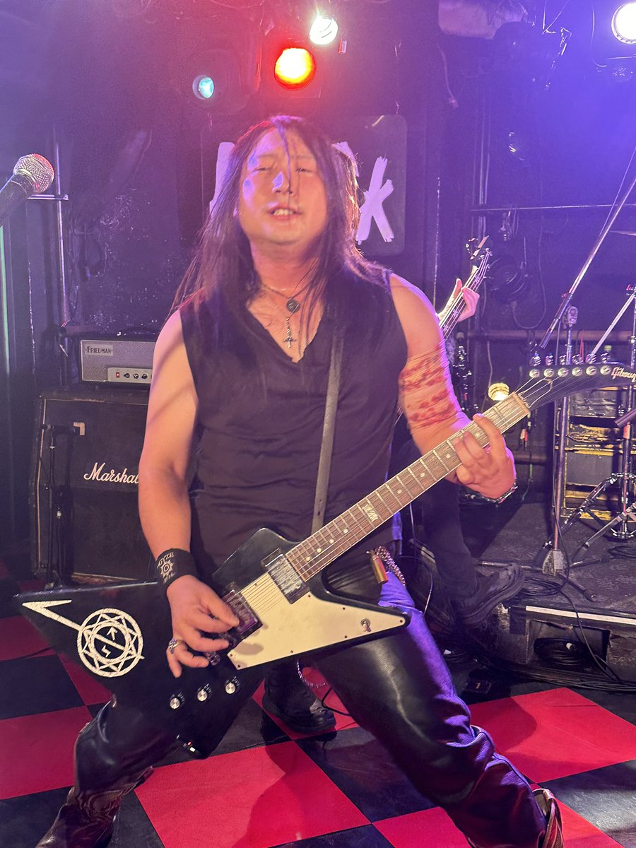 MuvTbDl51nxzoHi's tweet photo. #MetalHelix
#新宿アンチノック
(2025.11.12) 良いステージでした。楽しみましたヨ!次回の1月18日新宿アンチノックでの主催、参戦調整中。 https://t.co/cdQuvKIM8o