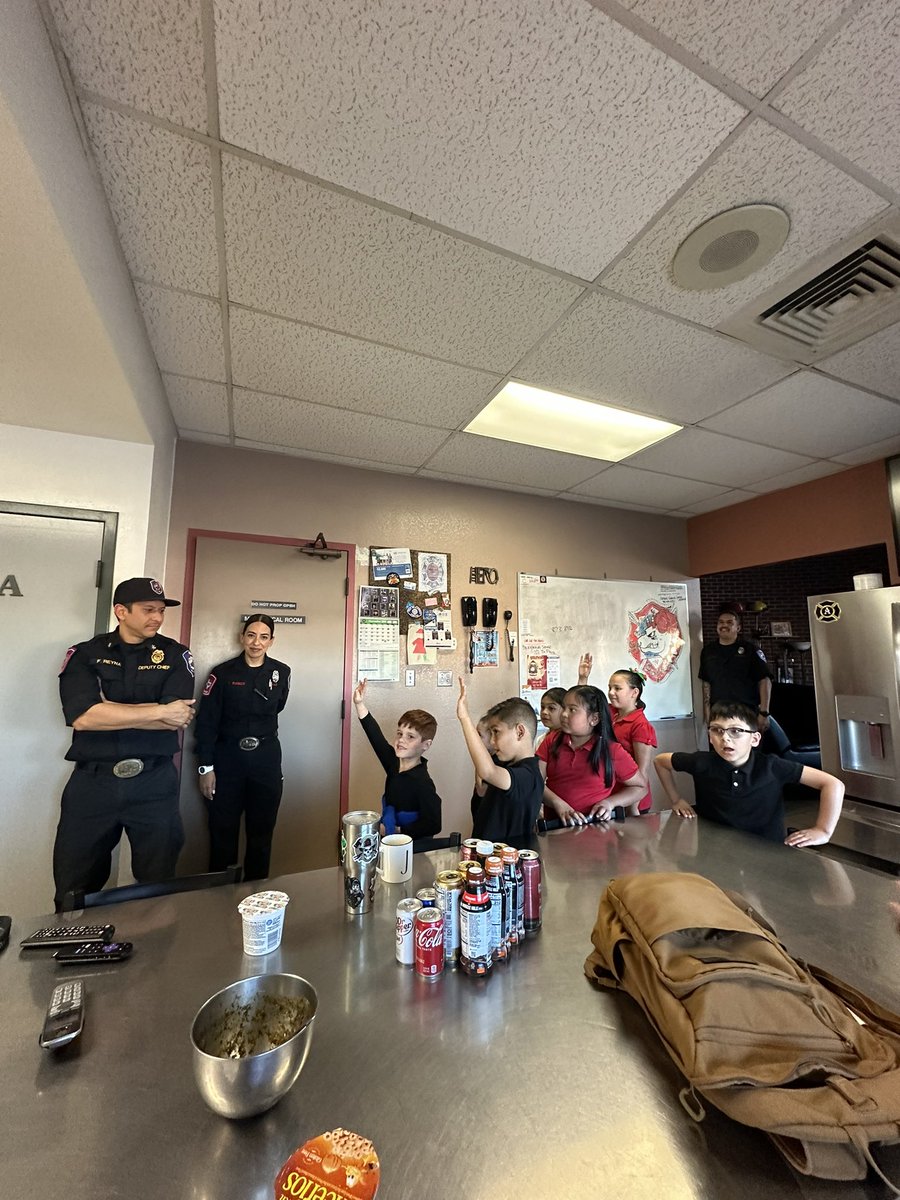 hbarra05's tweet photo. Our Destination Imagination Rising Stars team conducting research and interviewing community helpers as part of their Helping Hands Team Challange🤩🤗🚒  @WeAreTexasDI @YCarrasco_AA @SocorroISD @lgonz_HBallES @HBall_ES 

Huge thank you to @ElPasoFireTX  and Fire Station 6!🥰 https://t.co/ukfWFYfFdq