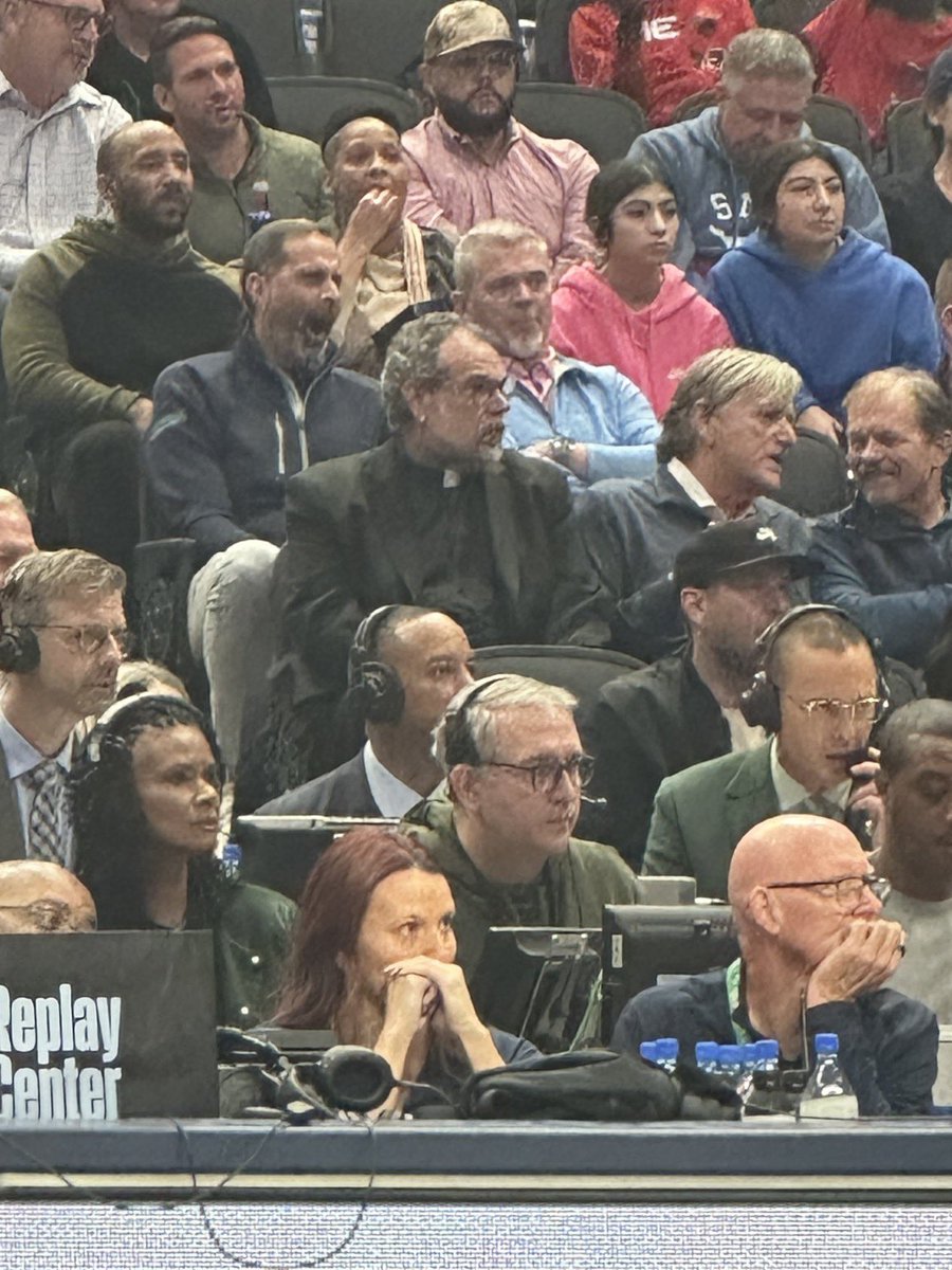 Fullcourtpass tweet media