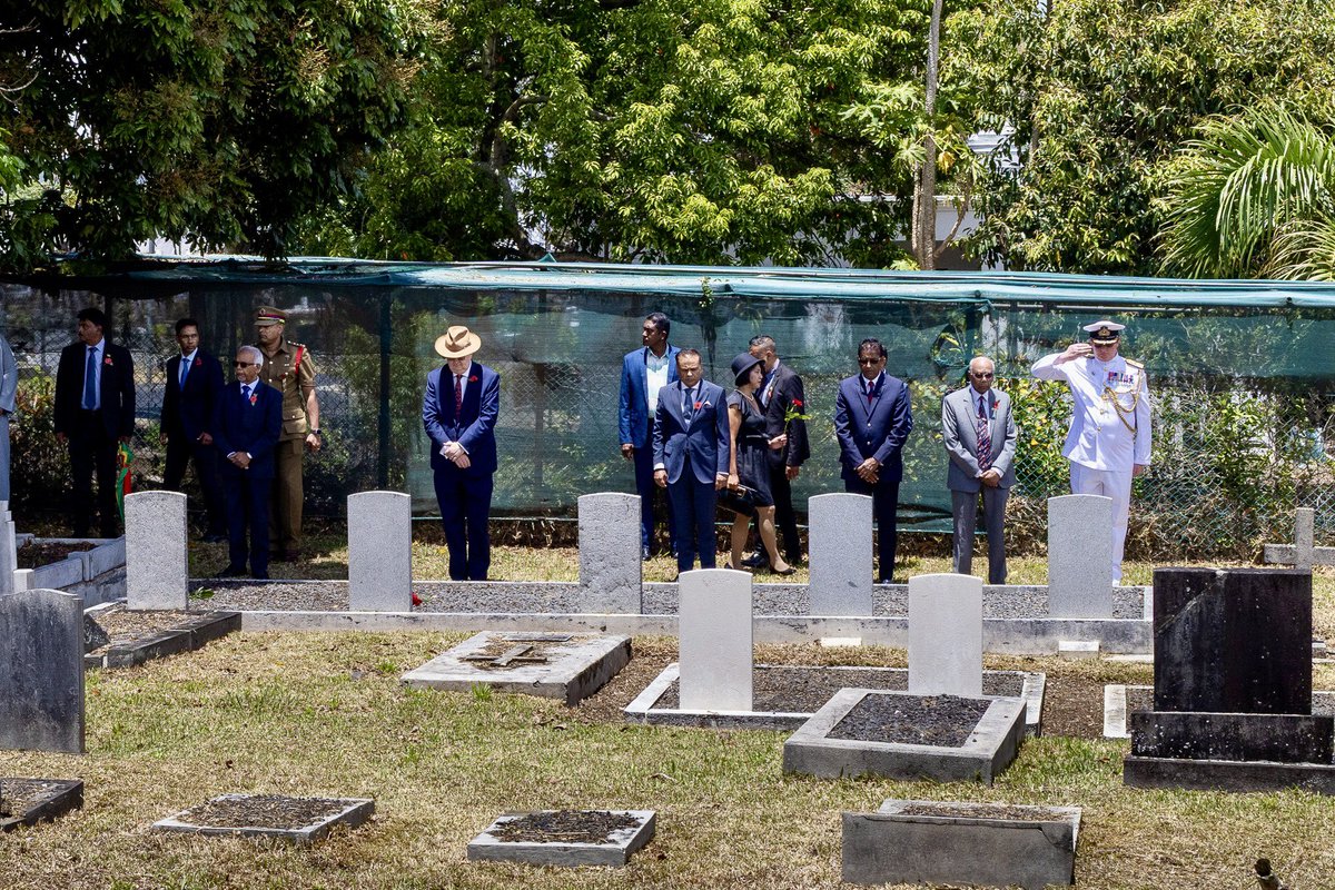 maninmauritius's tweet photo. A very moving Remembrance Service at Phoenix Cemetery organised by the British High Commission. The Police buglers were excellent as were the speeches and readings. Lest we forget. https://t.co/aaJwGyCmKC