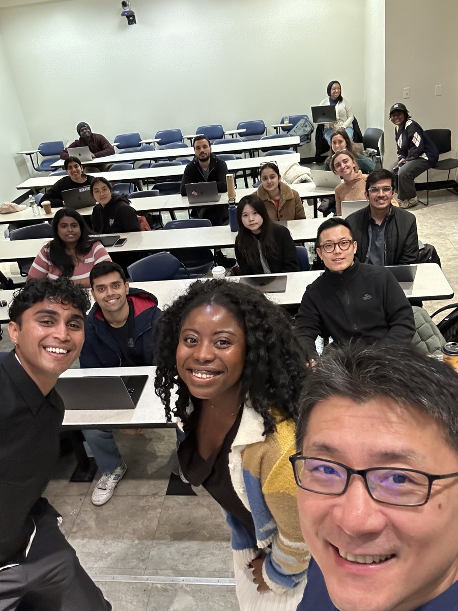 Junfeng Yang tweet media