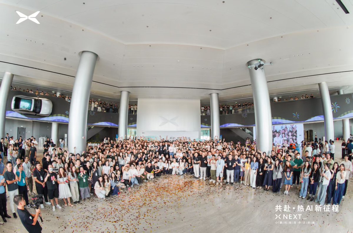 colorlightcloud's tweet image. Colorlight has successfully completed an approximately 360㎡ LED display project at XPENG Motors&apos; new HQ in Guangzhou. The control system, composed of flagship video splicer U9Max, X100Pro series video splicer, and X series video processors. 

#Colorlight #ProjectCase