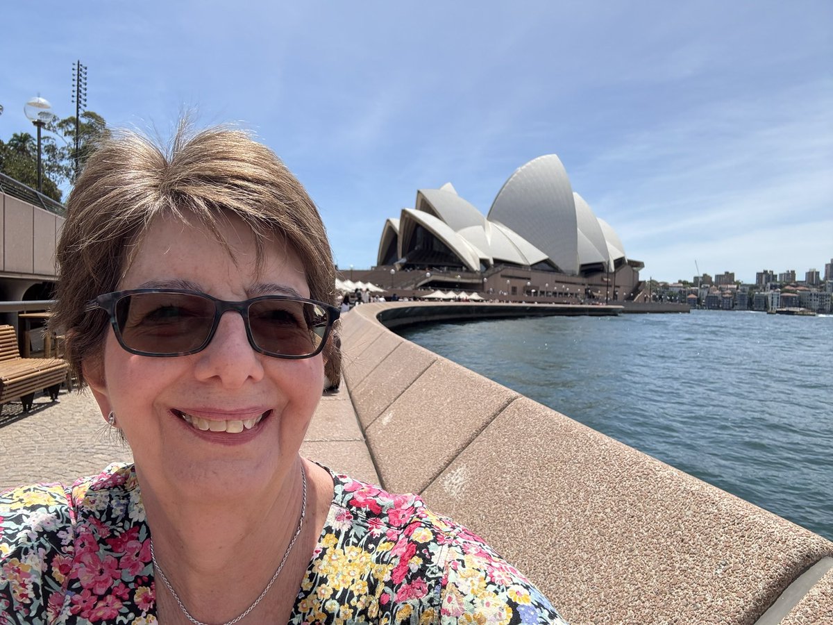 Debbie Hodkin tweet media