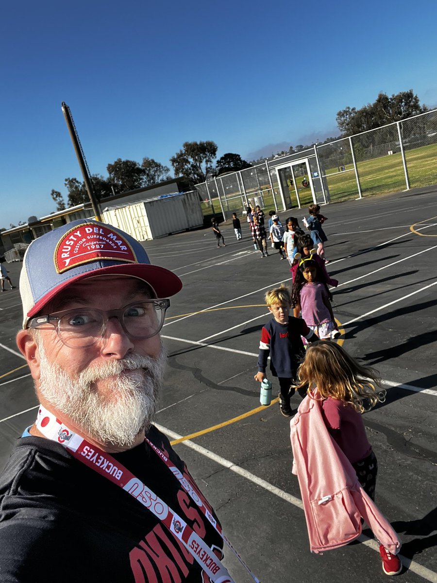 MrLewisSD's tweet photo. Had a great day assisting as a co-PE teacher! Together we logged plenty of steps — over 8 miles! Grateful for our amazing kids and staff who make movement and teamwork such an important part of our school day. @sdschools #principalsofinstagram #physicaleducation https://t.co/vc1xUsfvEu