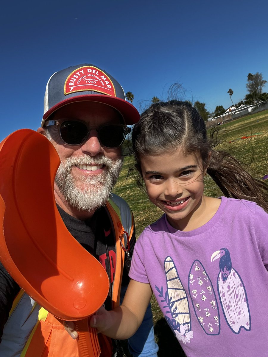 MrLewisSD's tweet photo. Had a great day assisting as a co-PE teacher! Together we logged plenty of steps — over 8 miles! Grateful for our amazing kids and staff who make movement and teamwork such an important part of our school day. @sdschools #principalsofinstagram #physicaleducation https://t.co/vc1xUsfvEu
