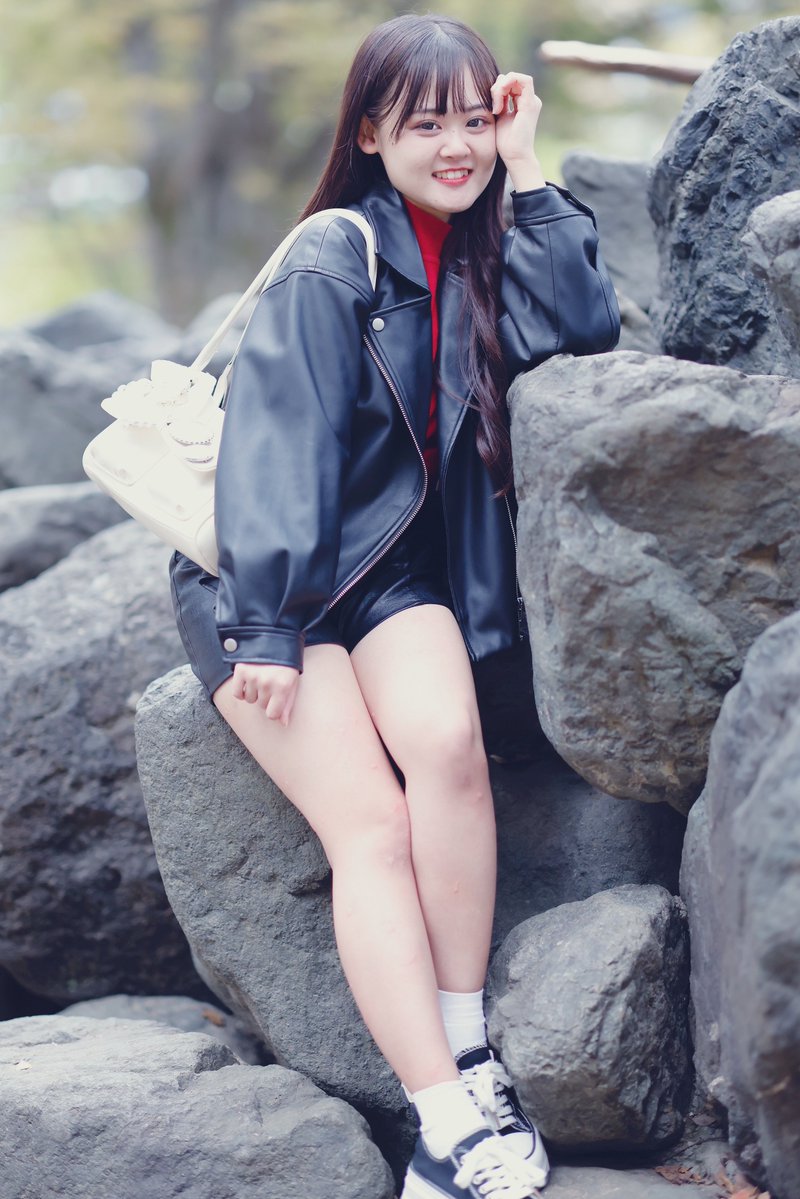 ryu_BEAM's tweet image. 2025.10.25 秋のデート服撮影会
白川公園　

#桜井音愛 @neo_linkstart 
#linkstart @link___start 
#リンスタ #リンスタ写真館
#85mmの世界
#コントラスト弱め 
#ファインダー越しの私の世界