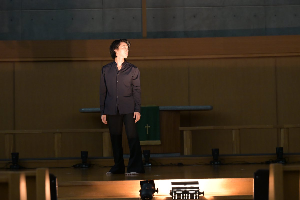 \\ お誕生日おめでとうございます🎂 //

朗読会『#葉葉葉』
-わたしはあなたか-
#戸塚祥太 さんが本日
お誕生日を迎えられました⛪️

本日18時に、お知らせがございます📢
お楽しみに🍁

📚グッズはオンラインにて販売中
↪ aoiproecp.official.ec

#戸塚祥太誕生祭2025