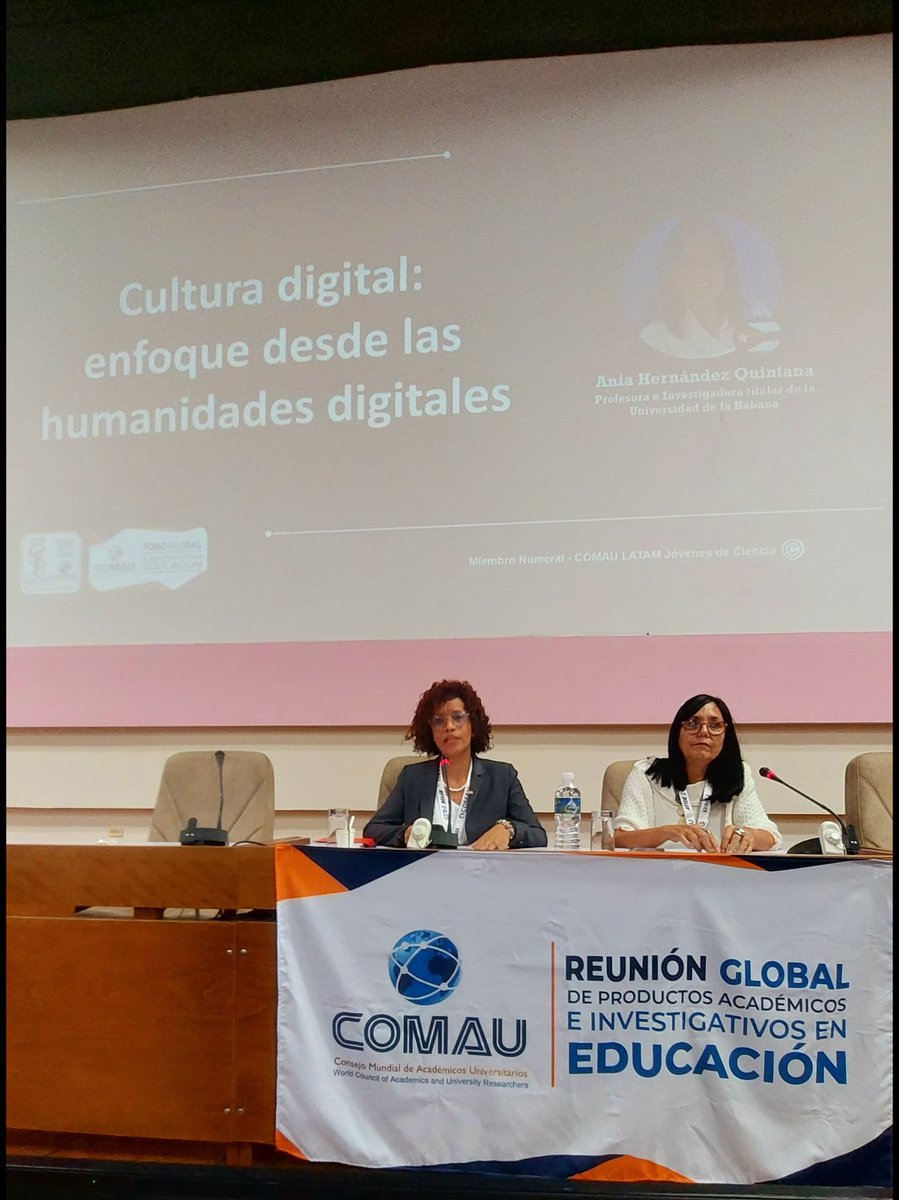 MariaLuisa2023's tweet photo. #AFIDE2025 abre puertas para intercambiar sobre los desafíos científicos de la #culturadigital desde el enfoque de las humanidades digitales en🇨🇺
La prof. Ania Hernández de la @UHabana explicó como abordarlos, los retos para los #jóvenes y la comunidad científica. @ArmandoRguezB https://t.co/hdpeeOohZS