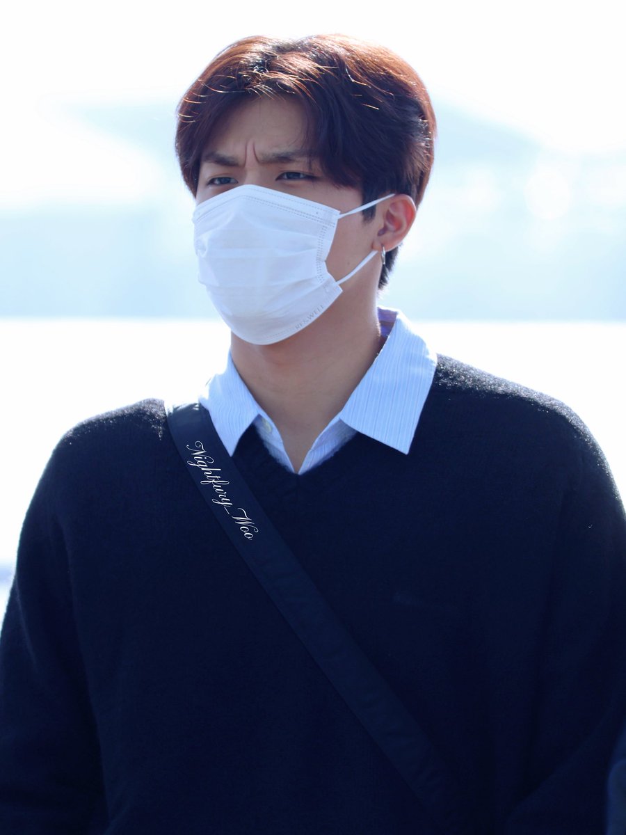 251113 ICN

#박정우 #PARKJEONGWOO #パクジョンウ
#TREASURE #트레저 #トレ