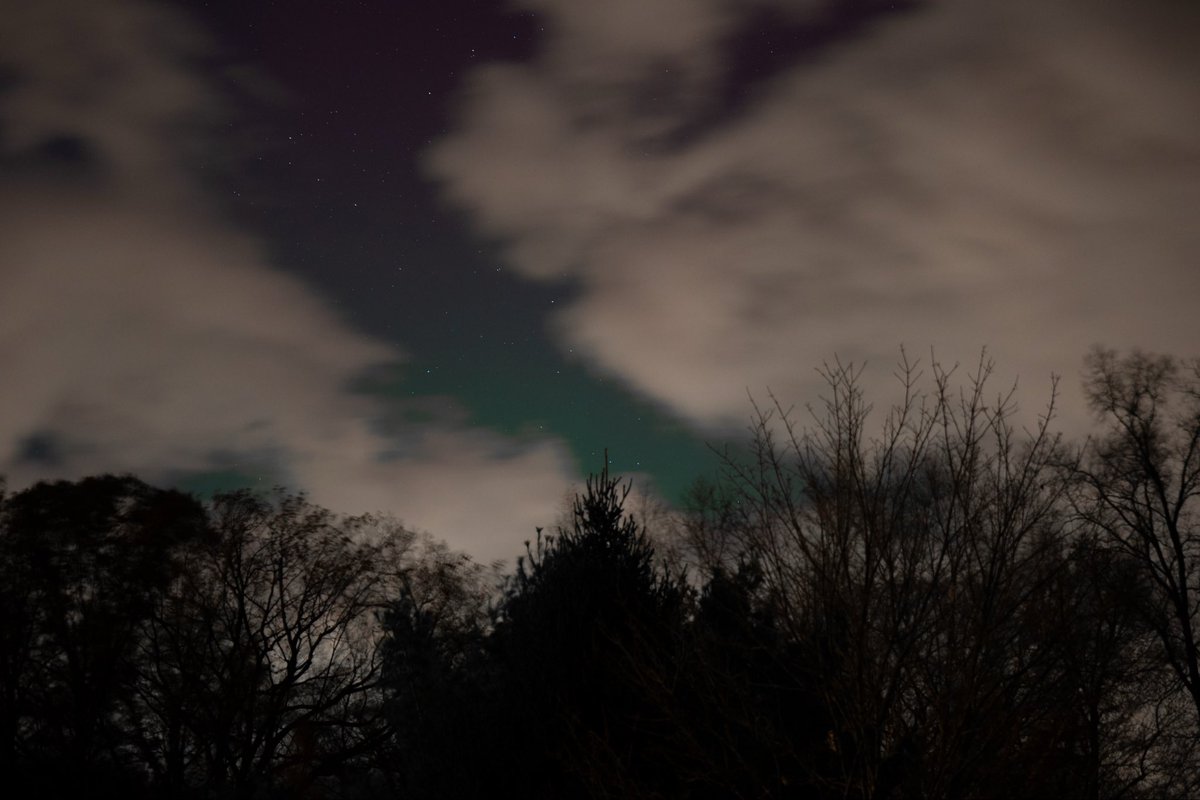 LucasSeg14's tweet photo. @MaxVelocityWX My view from very cloudy Ohio https://t.co/fP5BAzVpq3