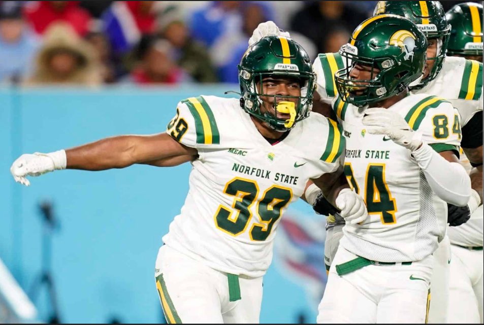 Thank you Lord for all that you do for me✝️
Norfolk State Offered!!!!🟢🟡
<a href="/CoachKato97/">Coach Kato Hitson</a> <a href="/Coachvetmiller/">Coach Vet Miller</a> <a href="/CoachQuez_1/">𝐐𝐮𝐞𝐳 𝐓𝐡𝐨𝐦𝐚𝐬</a> <a href="/coach_jrob31/">𝙲𝚘𝚊𝚌𝚑 "𝙹𝚛𝚘𝚋" 𝚁𝚘𝚋𝚒𝚗𝚜𝚘𝚗</a> <a href="/JUCOFFrenzy/">JUCO Football Frenzy</a> <a href="/JuCoFootballACE/">JuCo Football Forer</a>