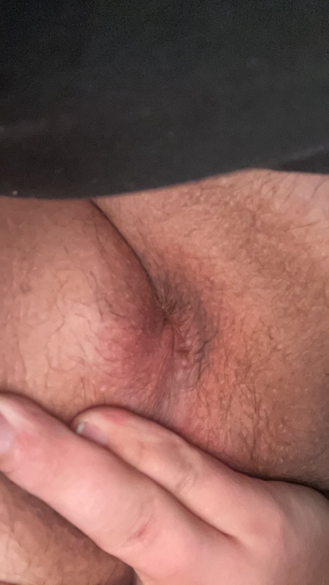 ChubBottom_'s tweet photo. Hungry? 😈💚 https://t.co/3DfBztqnvB