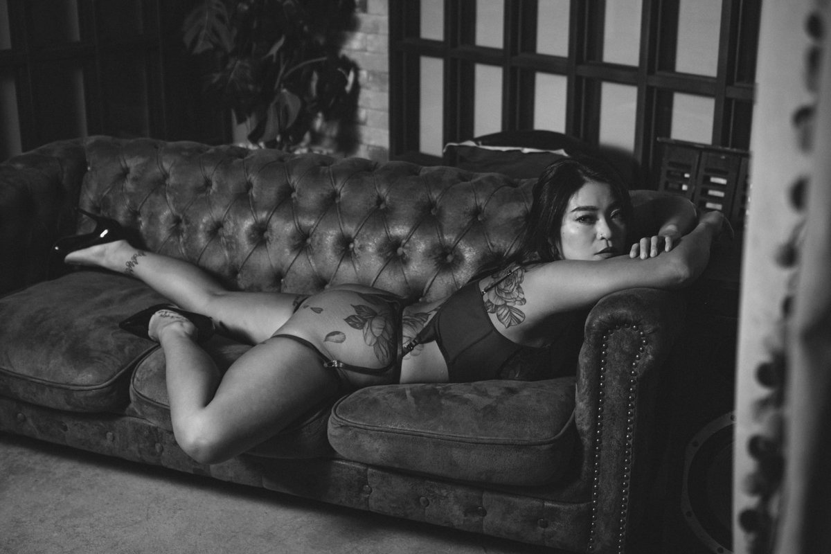 金蹴り戦士からカメラマンになる?ジョーダン tweet media