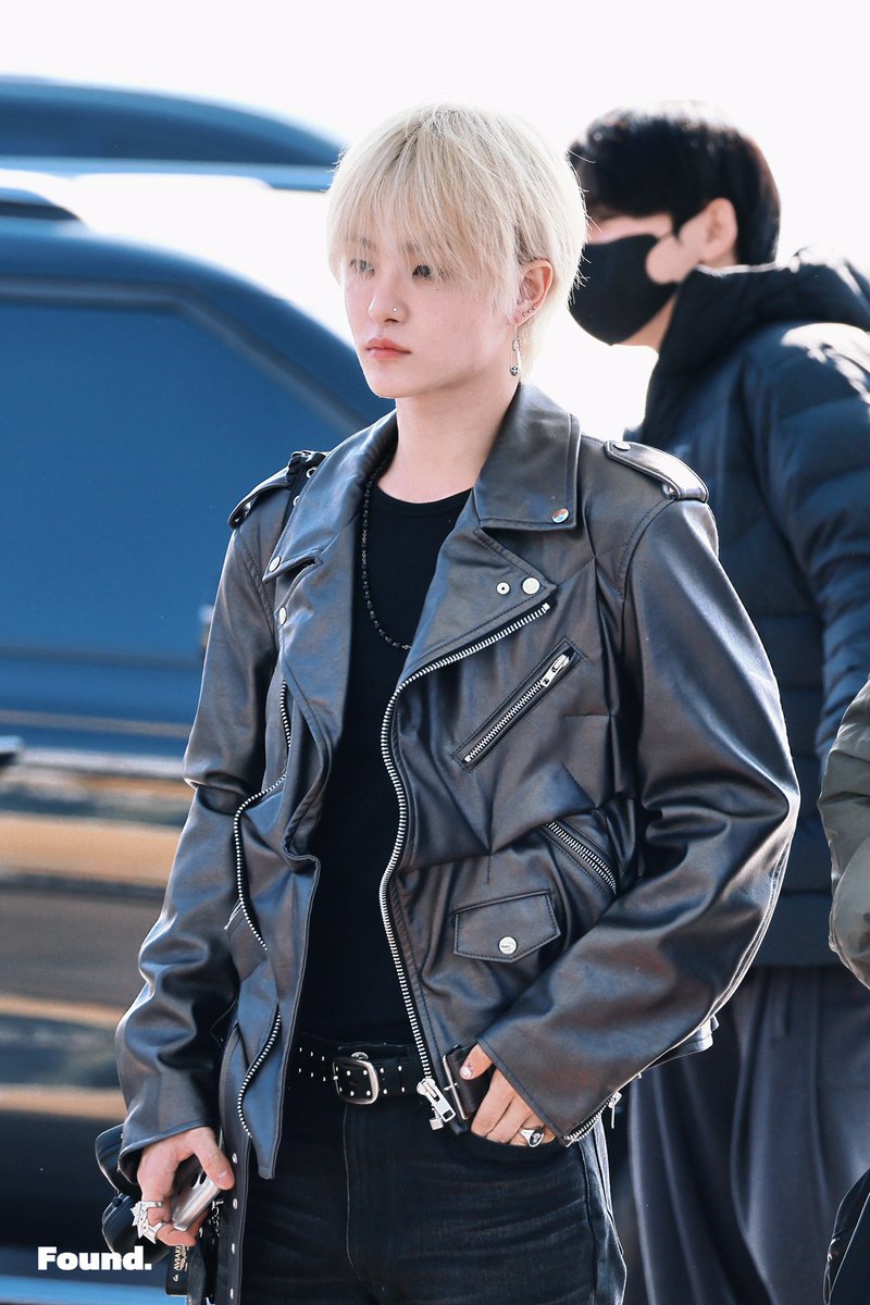 Foundyou_0314's tweet photo. 251113 🛫

#JIHOON #지훈 #ジフン 
#트레저 #TREASURE https://t.co/5vpoY4JQDd