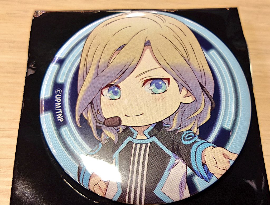 lightmoonwings's tweet photo. この缶バッジは甘い匂いがする……！って引いたらSDカミュ様自引き"(ﾉ*>∀<)ﾉ
SDがかわいいの〜

#うたプリTNジョイポリス https://t.co/hWOaxuS9lg