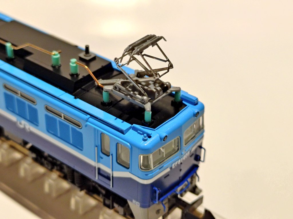 EF81 408 JR貨物試験塗装機】 みやこ模型様の配管パーツを利用した