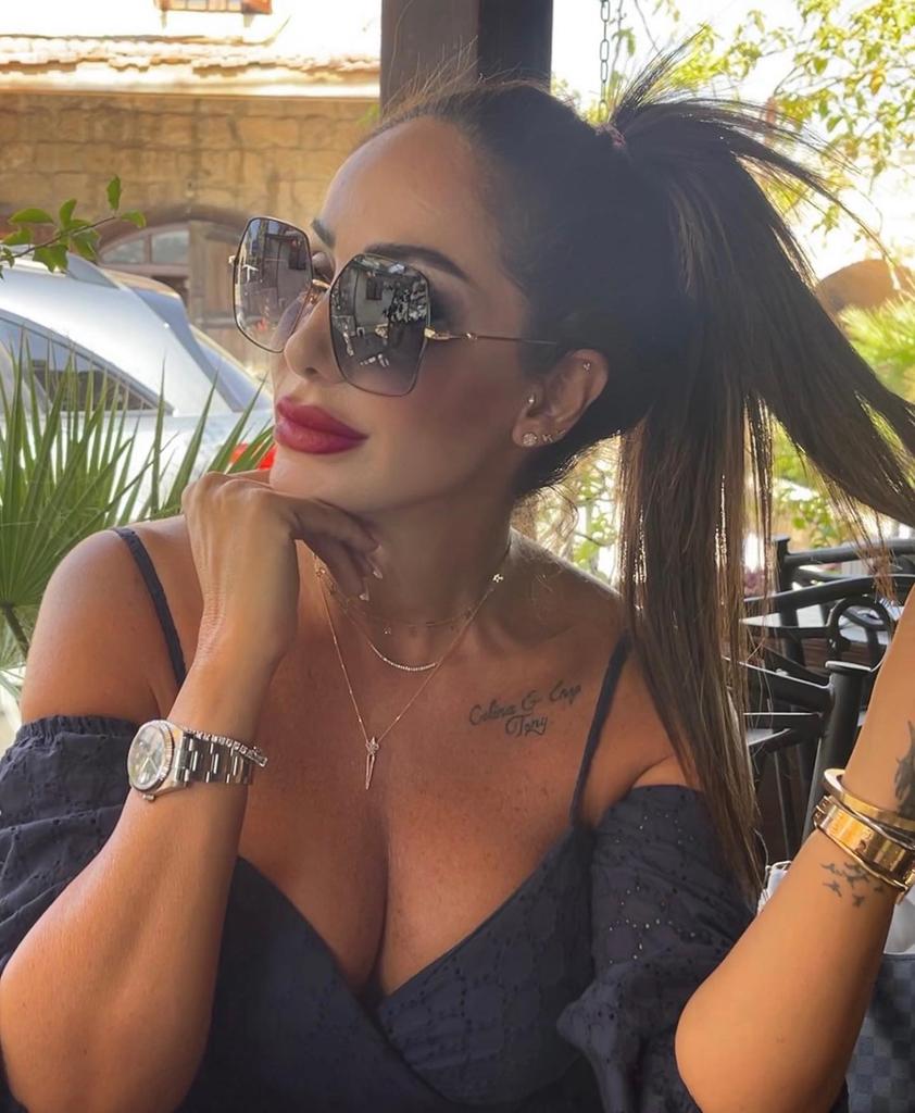 مامتكم بانتظاركم صبحو عليا يلا بستناكن