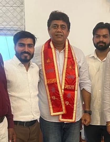 ManjeetGoswami_'s tweet image. बड़े भाई श्री @SunilYadavBJP जी को भारत बनाम साउथ अफ्रीका सीरीज़ के लिए BCCI द्वारा टीम मैनेजर नियुक्त किए जाने पर हार्दिक बधाई एवं शुभकामनाएं!